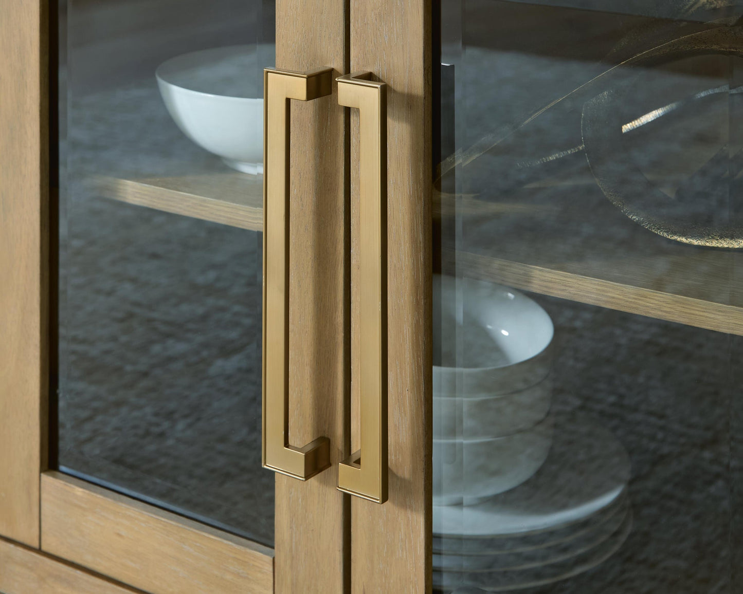 Lasinger Dining Room Server