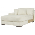 Lindyn 2pc Sectional with Chaise