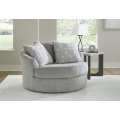 Casselbury 2pc Sectional with Chaise