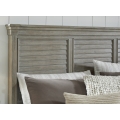 Moreshire - 4pc California King Panel Bed Set